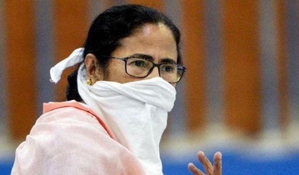 चक्रवात अम्फान से बंगाल में 72 लोगों की मौत, ममता बोलीं- पीएम मोदी करें राज्य का दौरा