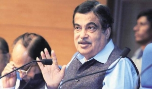 सड़कें खराब मिली तो ठेकेदारों पर चलवा दूंगा बुलडोजर: गडकरी