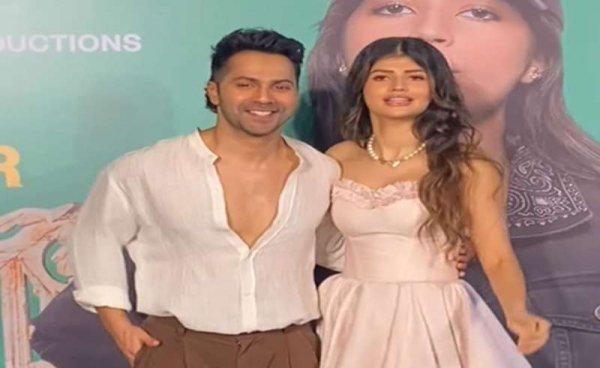 बॉलीवुड में Dhawan Family की नई स्टार एंट्री, Anjali Dhawan की फिल्म डेब्यू