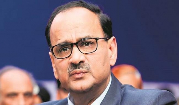 SC ने कहा, नहीं टलेगी सुनवाई, आलोक वर्मा जल्द से जल्द जवाब दाखिल करें