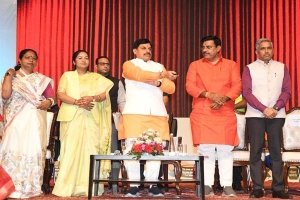 स्वच्छता के लिए बने वातावरण से अब शहरों और प्रदेशों में साफ-सफाई के लिए बढ़ी प्रतिस्पर्धा : मुख्यमंत्री डॉ. यादव