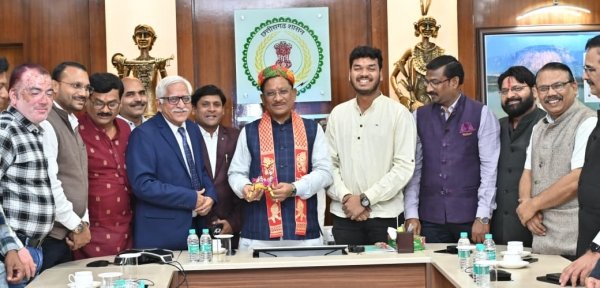 पत्रकारों की लेखनी केवल सूचना का माध्यम ही नहीं, पर्यटन को प्रोत्साहन देने का एक सशक्त साधन भी - मुख्यमंत्री  विष्णुदेव साय