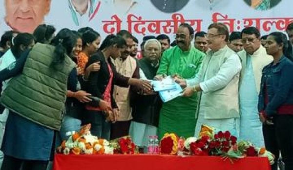 जबलपुर में जल्द शुरू कराये जायेंगे मोहल्ला क्लीनिक - प्रभारी मंत्री श्री प्रियव्रत सिंह