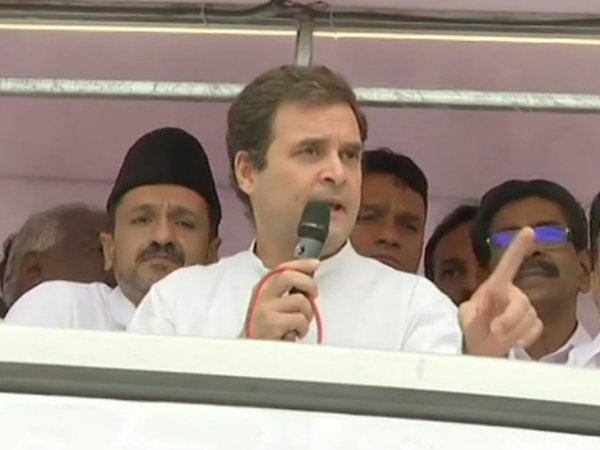 राहुल ने दूसरे दिन वायनाड में रोड शो किया, कहा- मोदी ने झूठ और नफरत से चुनाव जीता