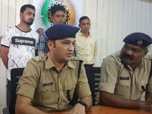 मंत्री लखमा की पुरानी गाड़ी में घूमते थे ठग; ट्रांसपोटर्स से किराए पर लेकर दूसरे राज्यों में बेच दिए 14 हाईवा