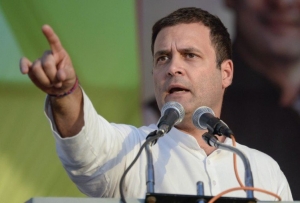 छत्तीसगढ़ : राहुल गांधी का मोदी सरकार पर हमला, कहा- नोटबंदी कर लोगों को बेवकूफ बनाया