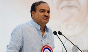 अनंत कुमार जैसे लोग कहीं जाते नहीं, अपने कार्यों की बदौलत सदैव जिंदा रहते हैं