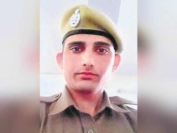 ट्रेनिंग में आए सीआईएसएफ जवानों को धूप में 10 किमी दौड़ाया, लू से एक की मौत