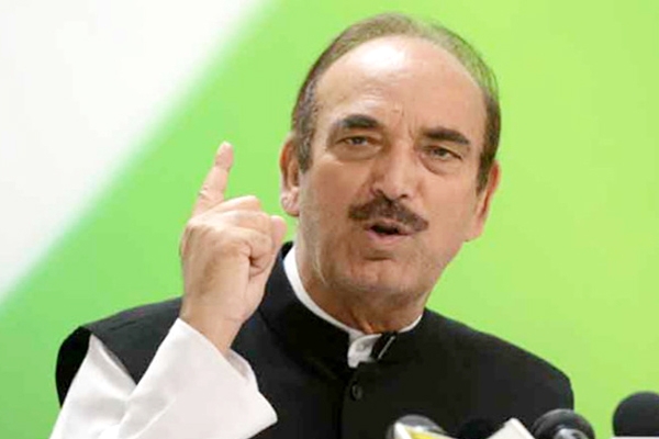 गुलाम नबी आजाद के बयानों से कांग्रेस में हंगामा