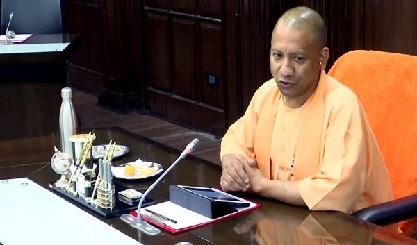 मेरा घर अवैध है, इस पर बुलडोजर चलाएं: मुस्लिम व्यक्ति ने योगी सरकार से की अपील