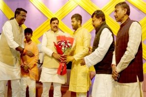 मुख्यमंत्री डॉ. यादव ग्वालियर में ऊर्जा मंत्री श्री तोमर के भतीजे के वैवाहिक कार्यक्रम में हुए शामिल