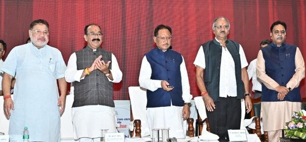 शिक्षा ही सफलता की कुंजी, सेवा ही जीवन का आधार : मुख्यमंत्री श्री विष्णुदेव साय