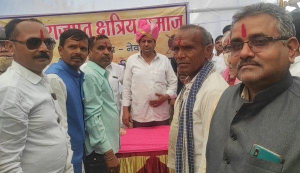 ​​​​​​​मंत्री अकबर ने राजपूत क्षत्रिय समाज भवन के लिए 10 लाख रूपए देने की घोषणा की