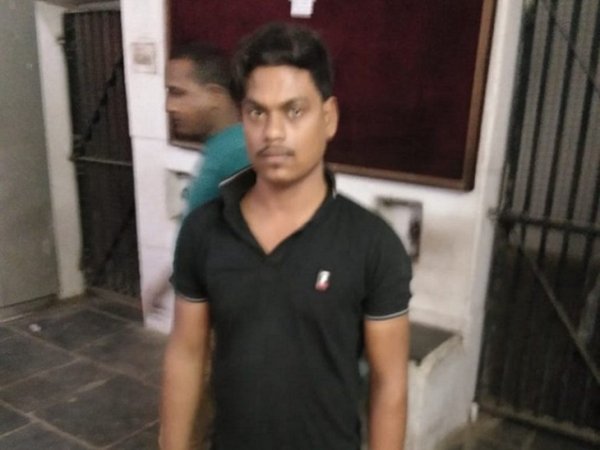 नहाते वक्त महिला का ड्राइवर ने वीडियो बनाया, फिर ब्लैकमेल कर दुष्कर्म करता रहा