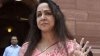 लोकसभा में हेमा मालिनी ने उठाया बंदरों के आतंक का मुद्दा, कहा- फ्रूटी और समोसा से...