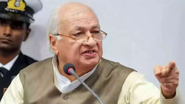 केरल राज्यपाल का राज्य सरकार पर आरोप, बोले- कानून के मुताबिक का नहीं करते