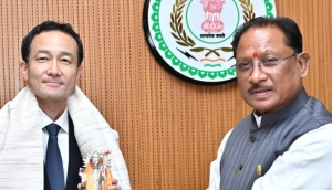 मुख्यमंत्री  विष्णु देव साय से जापान दूतावास के राजनीतिक मामलों के मंत्री  आबे नोरिआकि ने की सौजन्य मुलाकात