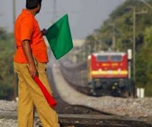 1 फरवरी से महंगा हो जाएगा ट्रेन का सफर, इतना बढ़ सकता है किराया