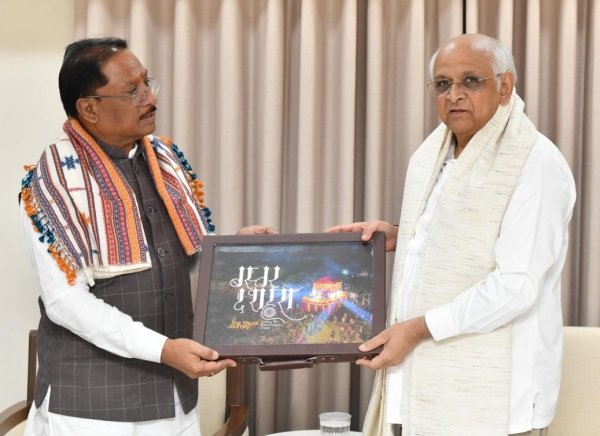 मुख्यमंत्री  विष्णु देव साय ने गांधीनगर में गुजरात के मुख्यमंत्री  भूपेंद्र पटेल से की सौजन्य भेंट