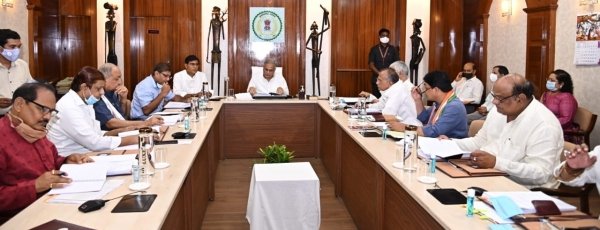 मुख्यमंत्री  भूपेश बघेल की अध्यक्षता में मंत्रिपरिषद की बैठक आयोजित हुई