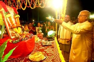 राज्यपाल श्री मंगुभाई पटेल राजभवन गरबा महोत्सव में हुए शामिल