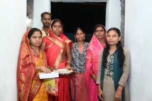 संतु चक्रेस को मिला सपनों का आशियाना, मुख्यमंत्री से पक्के मकान की चाबी पाकर भावुक हुए बुजुर्ग सफलता की कहानी