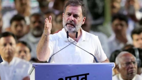 देश में मुख्य मुद्दा वोट चोरी का, अब पीएम मोदी जा रहे मणिपुर: राहुल गांधी