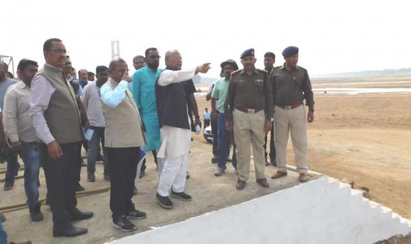 धर्मस्व मंत्री ने राजिम माघी पुन्नी मेला स्थल का निरीक्षण किया