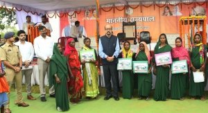 राज्यपाल  रमेन डेका बलरामपुर-रामानुजगंज जिले के प्रवास पर पहुंचे